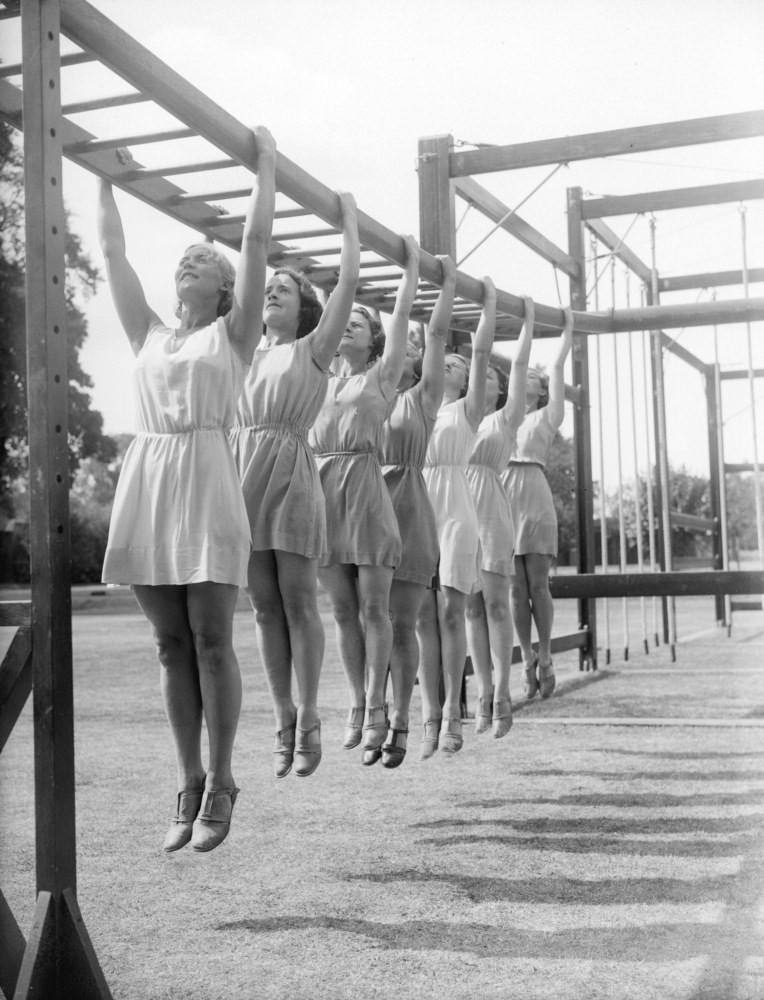 Strong Bodies, Strong Will: Vintage Photos of Soviet Sport Girls in the 1930s Sports