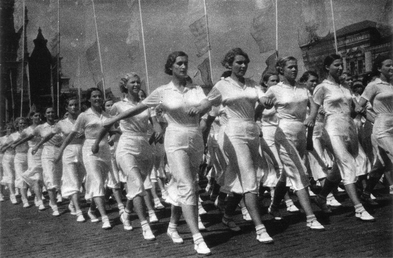 Strong Bodies, Strong Will: Vintage Photos of Soviet Sport Girls in the 1930s Sports