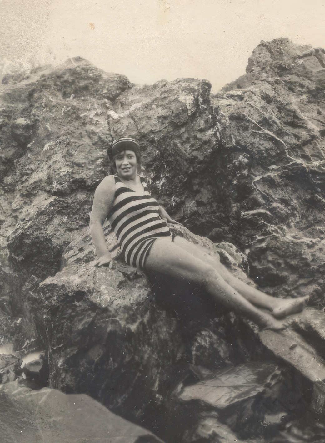 Strong Bodies, Strong Will: Vintage Photos of Soviet Sport Girls in the 1930s Sports