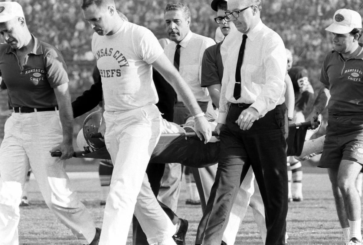 Kansas City’s injured Fred Williamson carried off the field, Super Bowl I, 1967