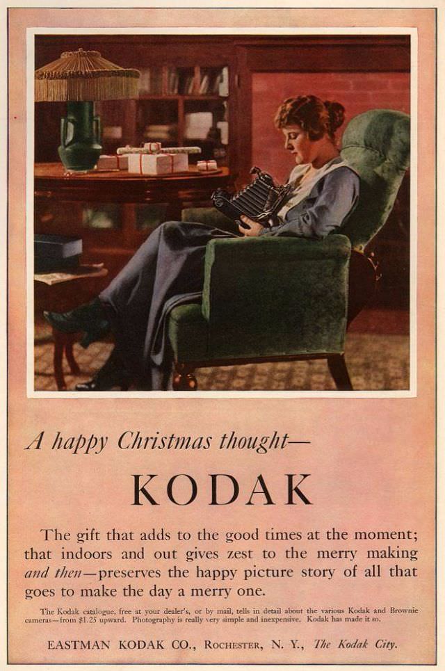 A Picture-Perfect Christmas: Vintage Camera Ads That Will Make You Smile Vintage Ads