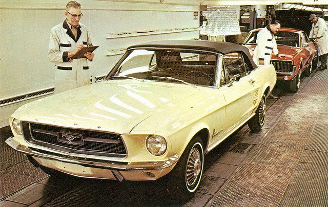 #34 Cruising Through Time: Vintage Car Ads from the 1950s to the 1980s #34 Vintage Ads