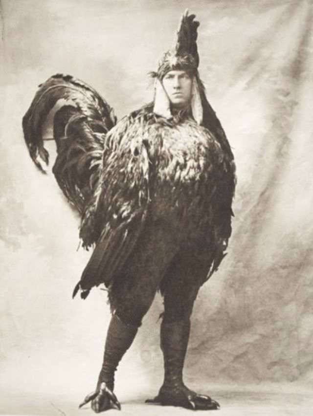 Spooktacularly Strange: Bizarre Vintage Halloween Costumes from the Past Weird