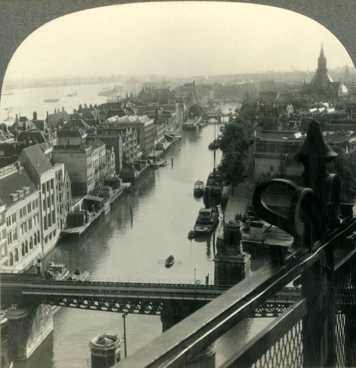 #31 ‘Rotterdam, Holland – Southwest from the Witte House, Showing the River and Parallel Canal’, 1930s.
