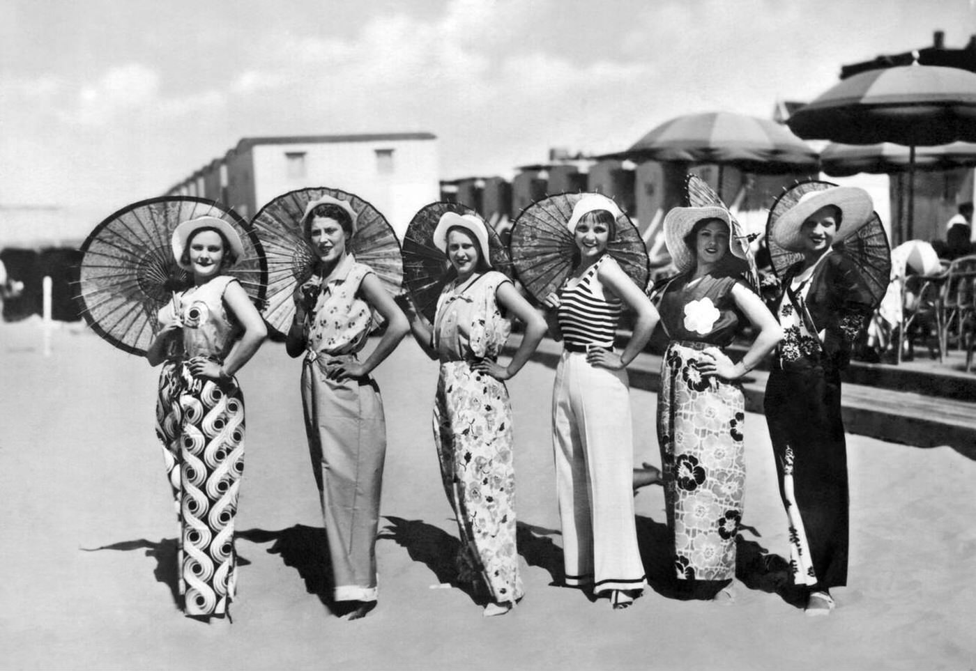 #51 Beach scene in Scheveningen, Holland, 1933.