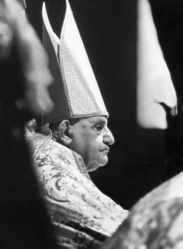 #12 Pope John XXIII during the Second Vatican Ecumenical Council, 1962