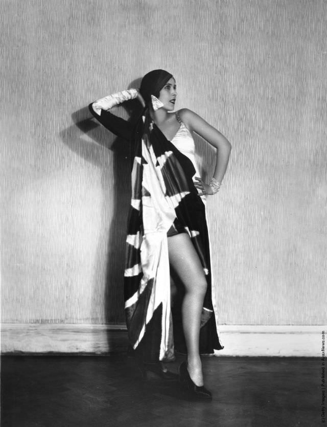 #30 Kyra Alanova in “Wake Up And Dream” at the Pavilion Theatre, 1929.