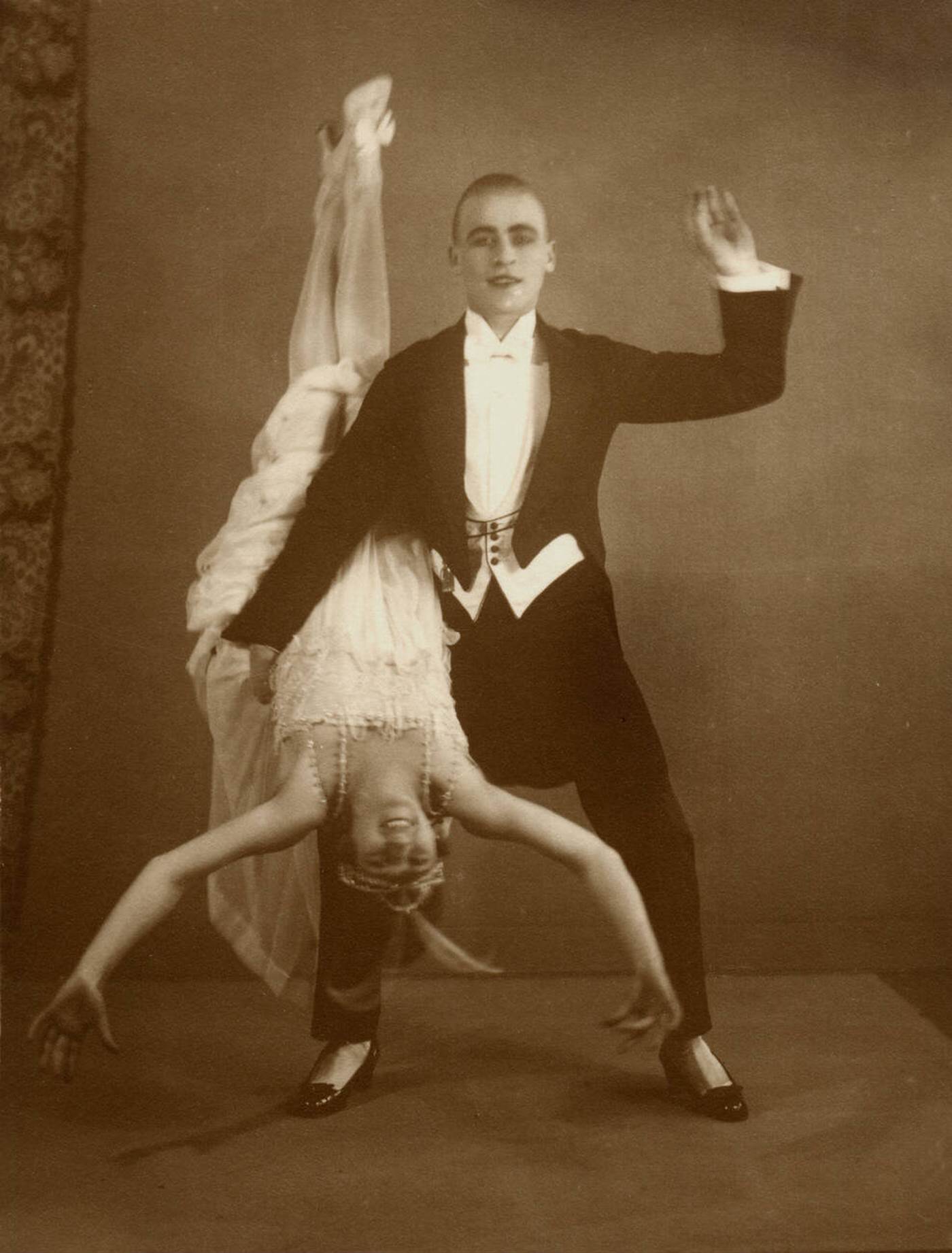 #15 Wild & acrobatic upside-down dance duo.