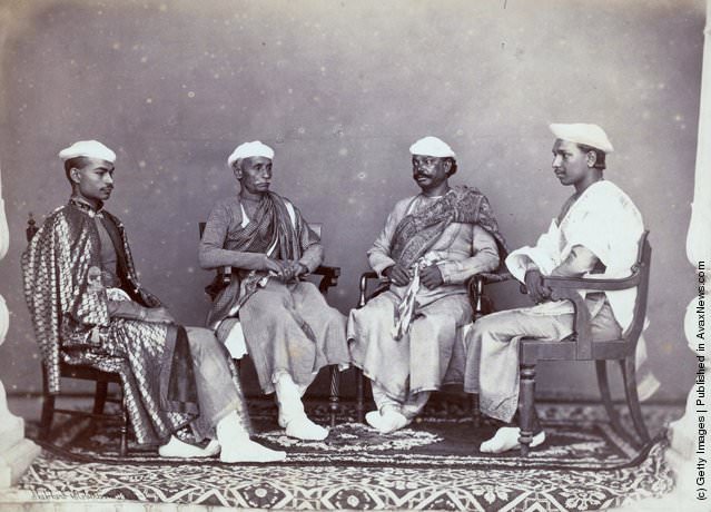 #25 Bankers in Delhi, 1870.