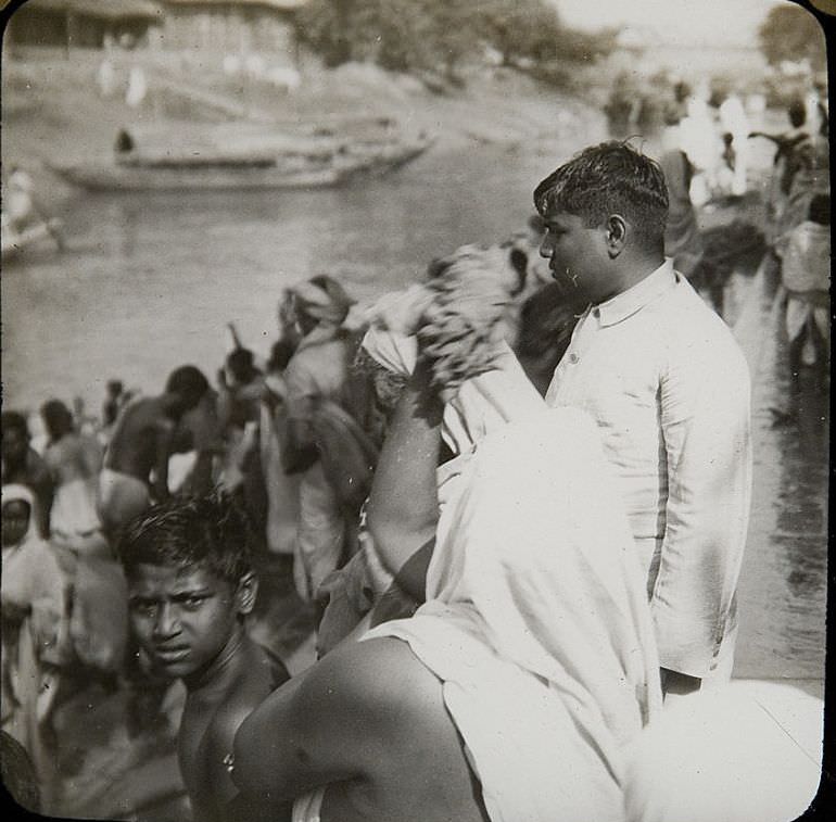 #31 Bathers, India, 1890s.