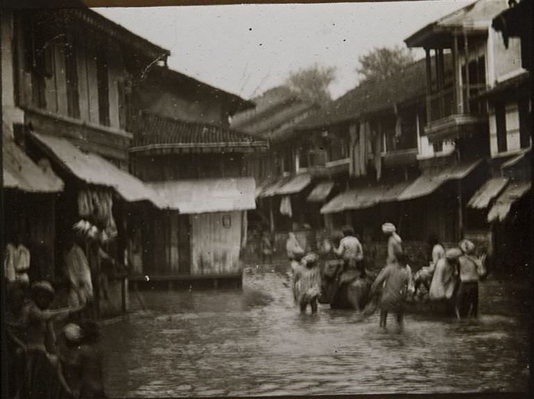 #45 Flooding, India, 1890s.