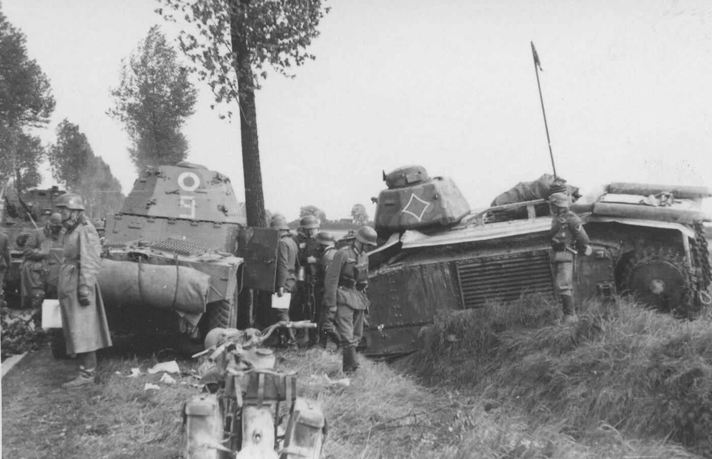 #61 Photographs from Rommel’s personal collection depicting military activities in France, 1940.