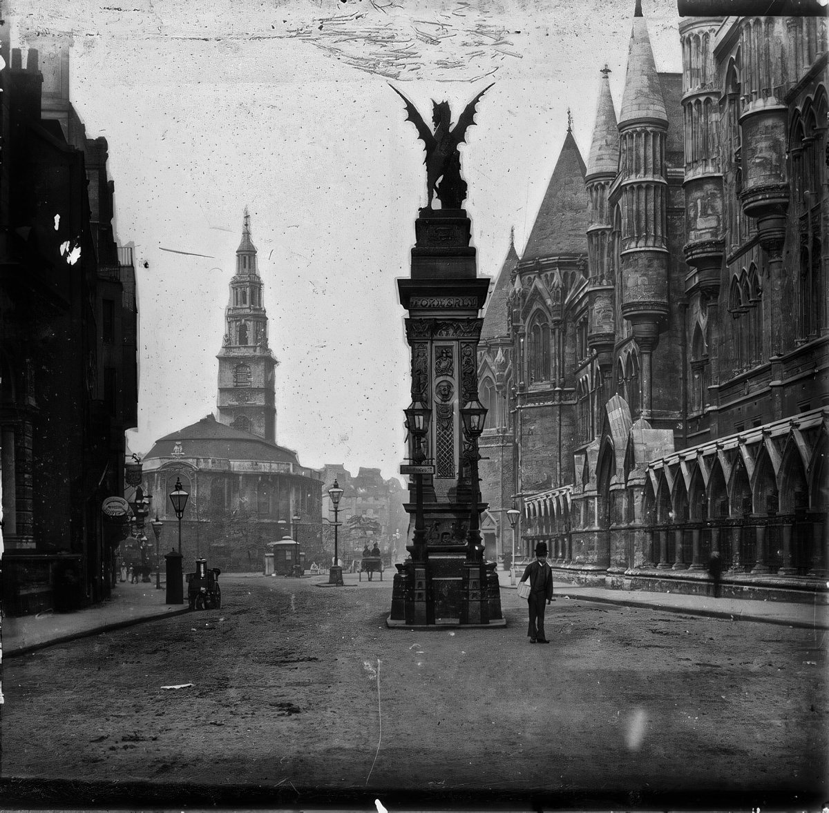#14 St Clement Danes, c. 1910