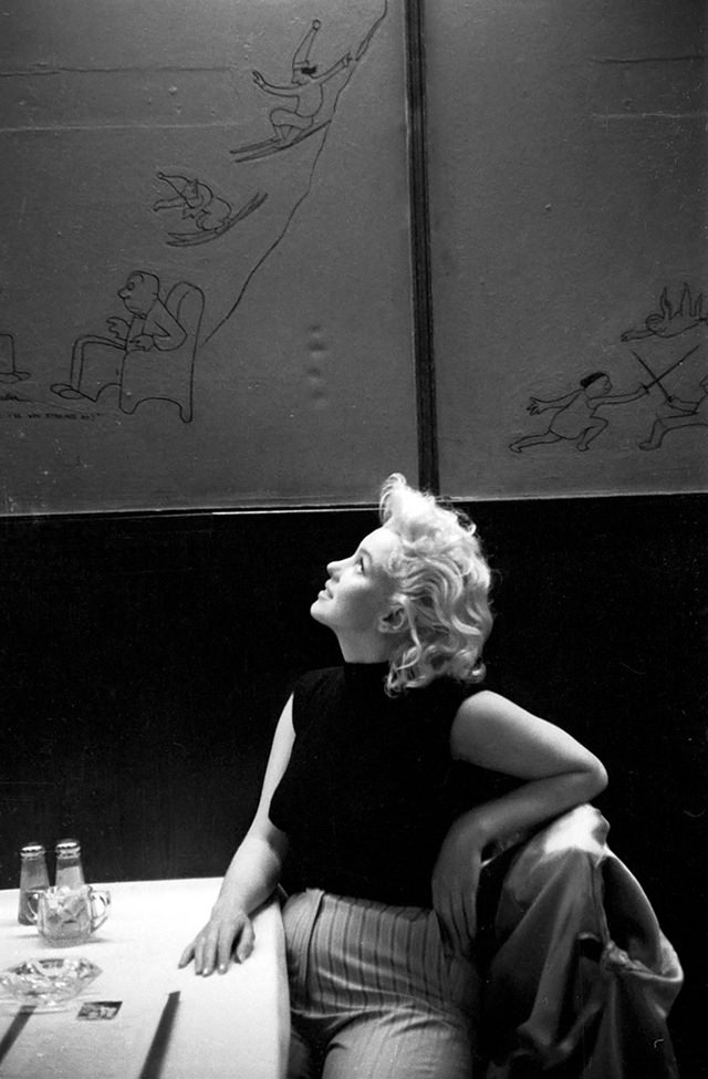 Marilyn Monroe in New York: A Week in 1955 Through Ed Feingersh’s Lens Celebrities