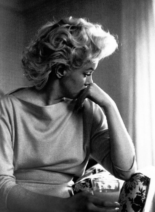 Marilyn Monroe in New York: A Week in 1955 Through Ed Feingersh’s Lens Celebrities