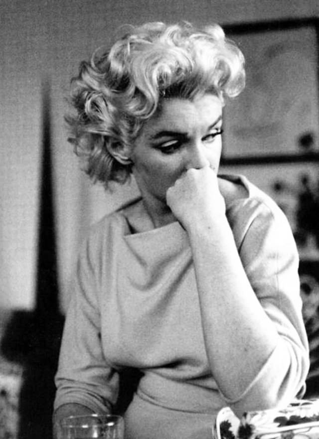 Marilyn Monroe in New York: A Week in 1955 Through Ed Feingersh’s Lens Celebrities