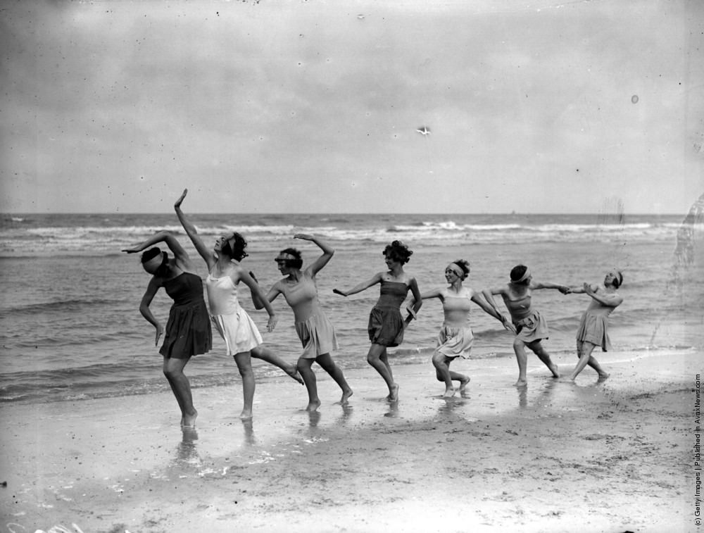 #4 Margaret Morris dancers exercising on the beach at Saint-Idesbald, 1929.