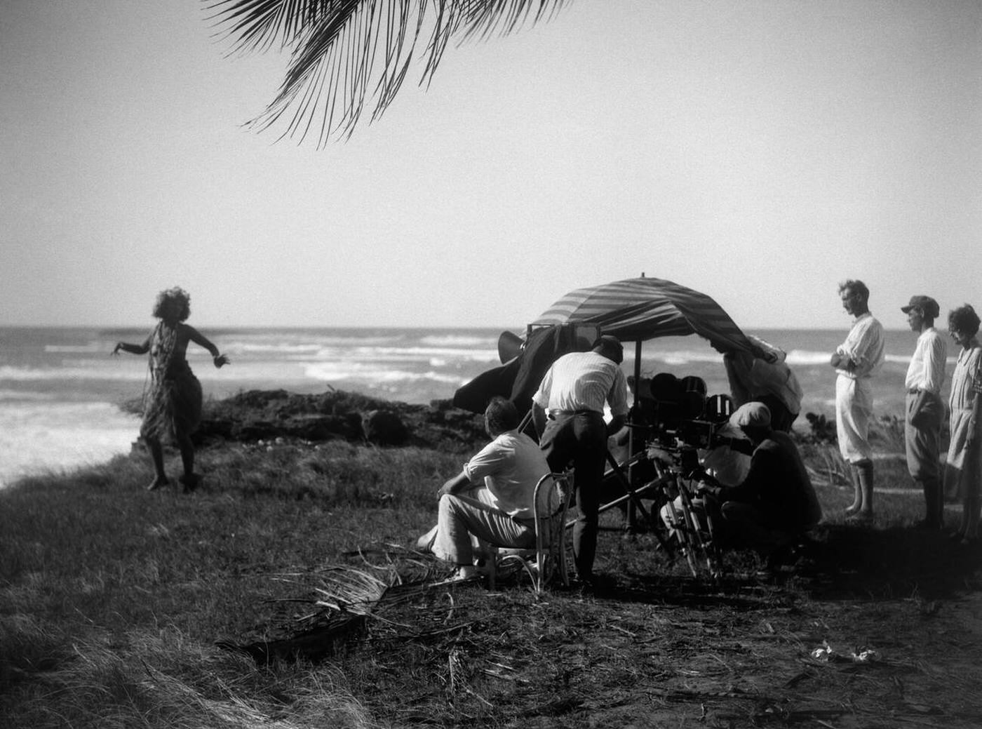 #26 Movie crew filming Gilda Gray hula dancing in “Aloma of the South Seas,” 1920s.