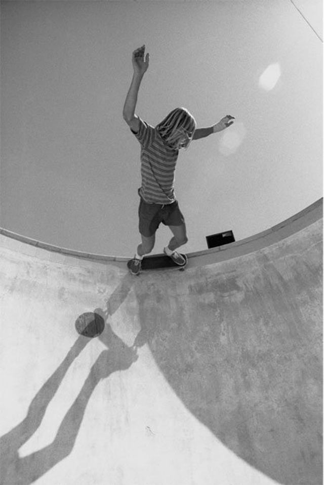#9  Concrete Waves and Tube Socks: Cool Vintage Photos of 1970s Skateboarding #9 Sports