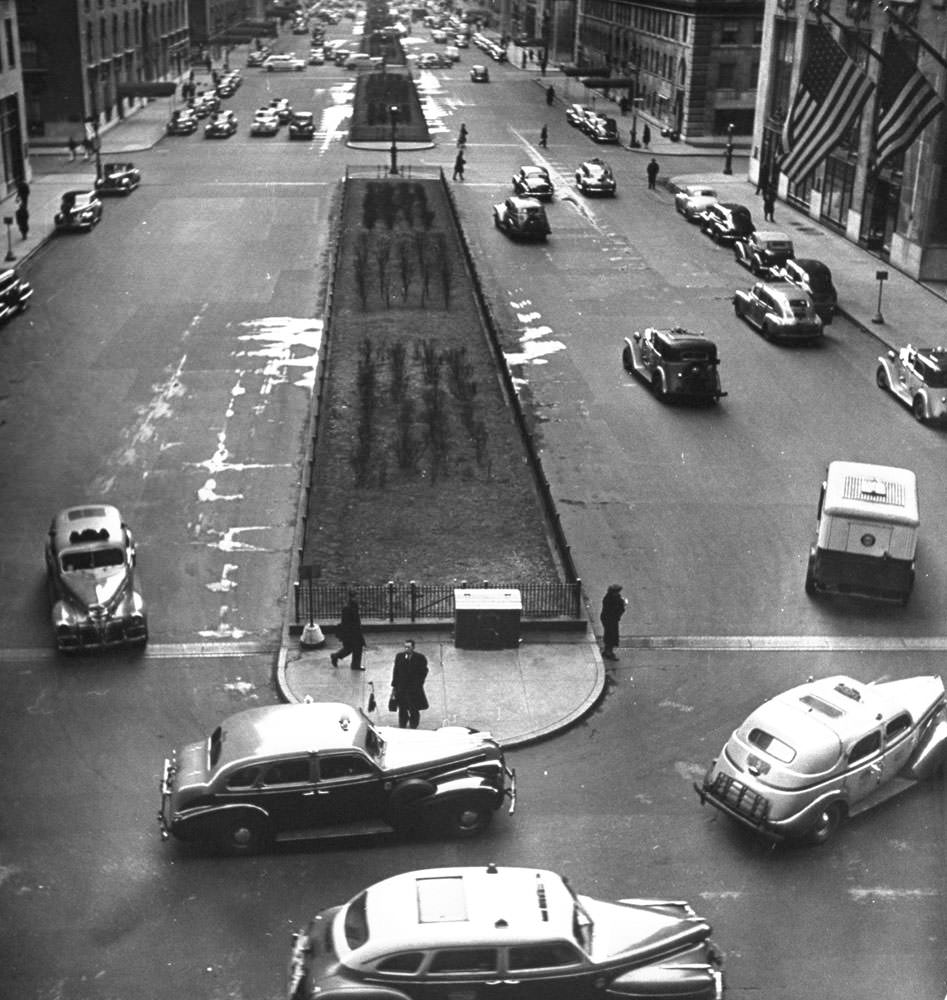 #11 Taxicabs on Park Avenue, NYC, 1944.