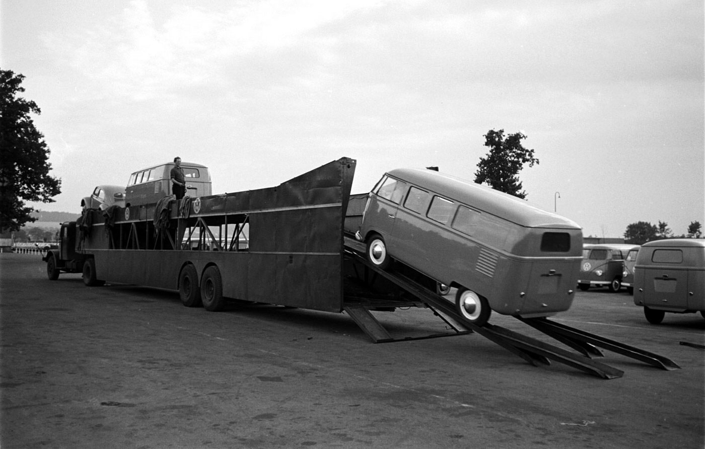 A Look Inside the Volkswagen’s Main Plant in Wolfsburg, Germany in 1951 Vehicles &; Transportation