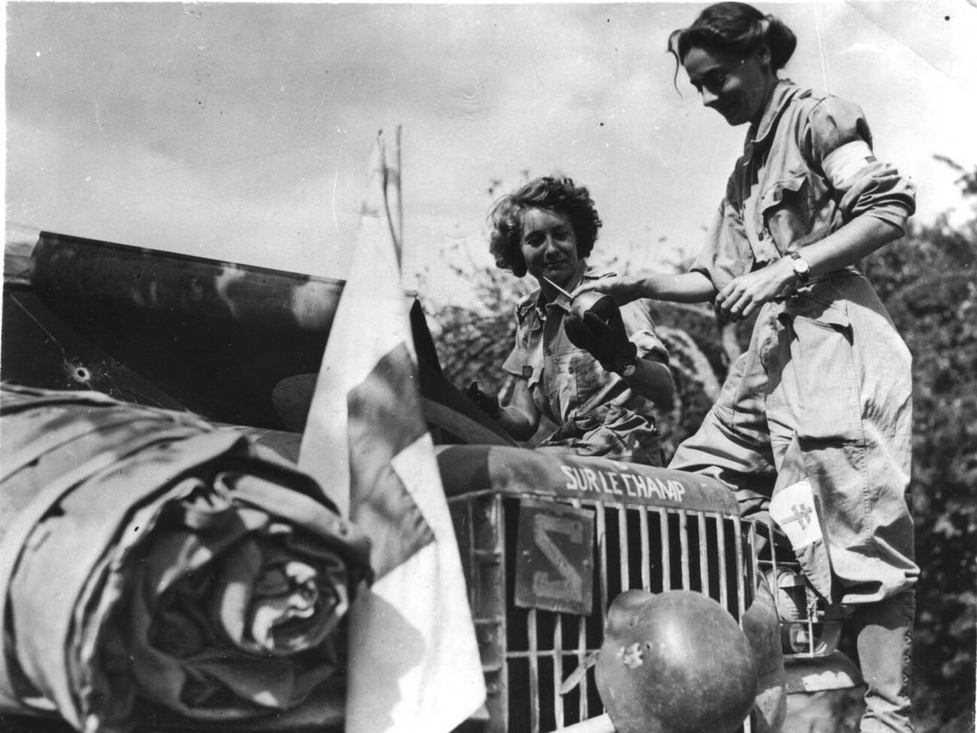 #127 French ambulance drivers, 1944