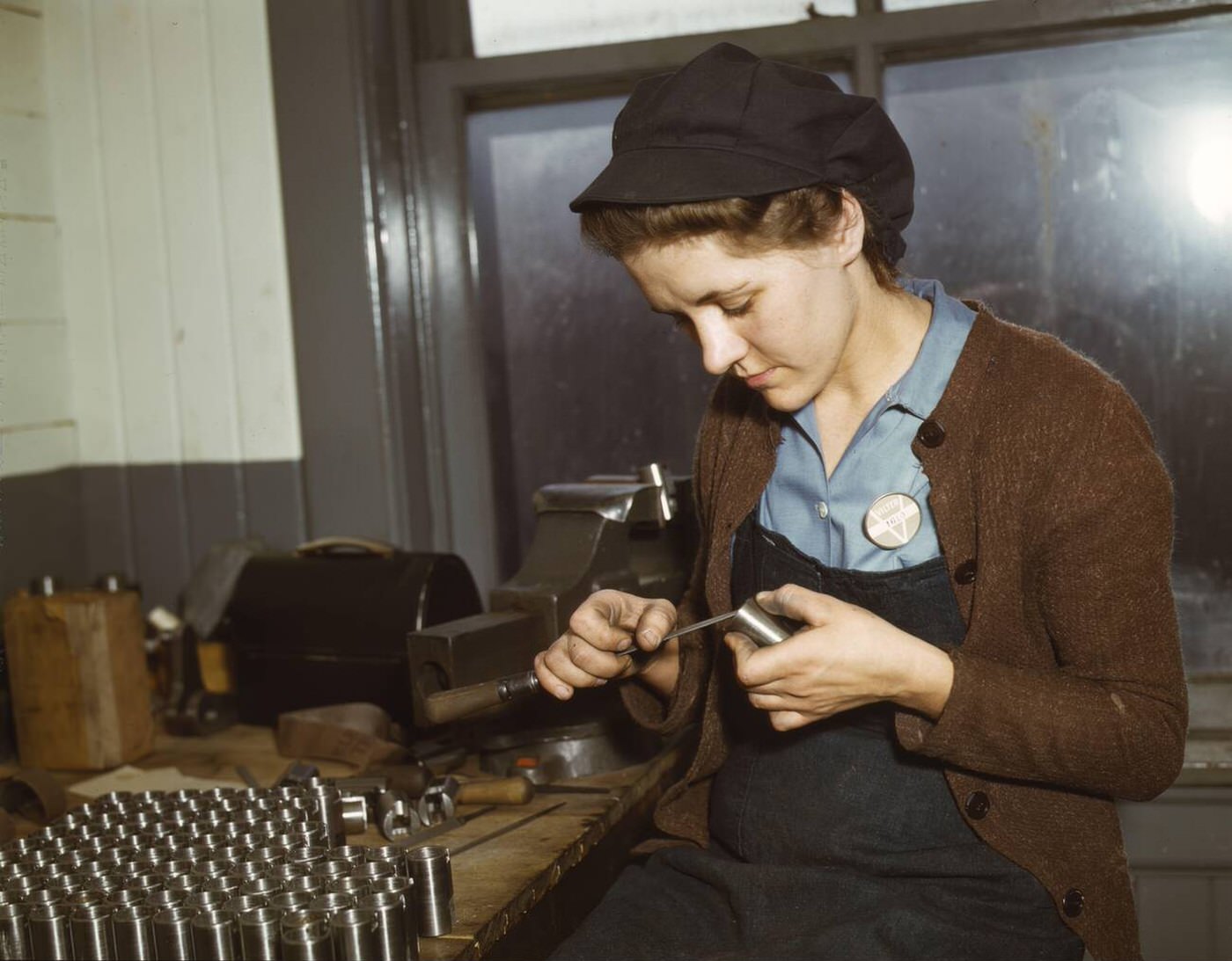 #158 War production workers at Vilter Manufacturing, World War II