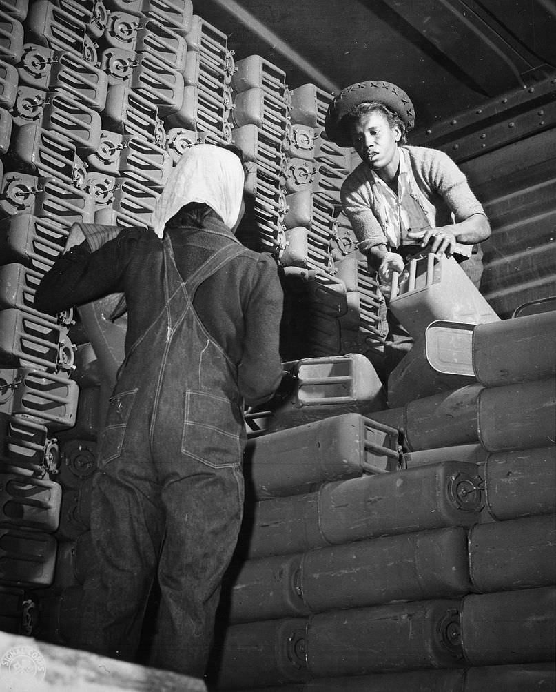 #6 Women at Savannah Quartermaster Depot, 1943