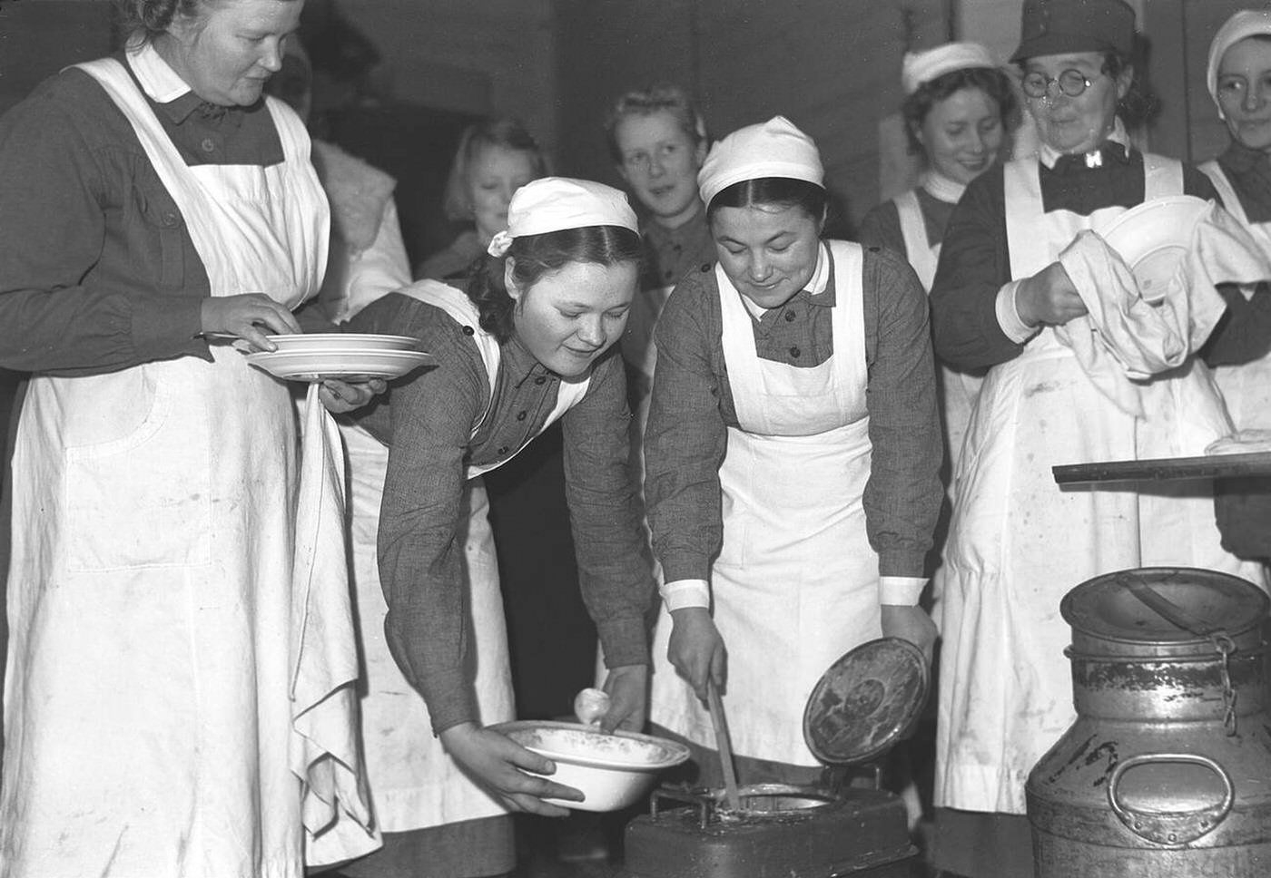 #73 Finnish Women’s Voluntary Service, 1940