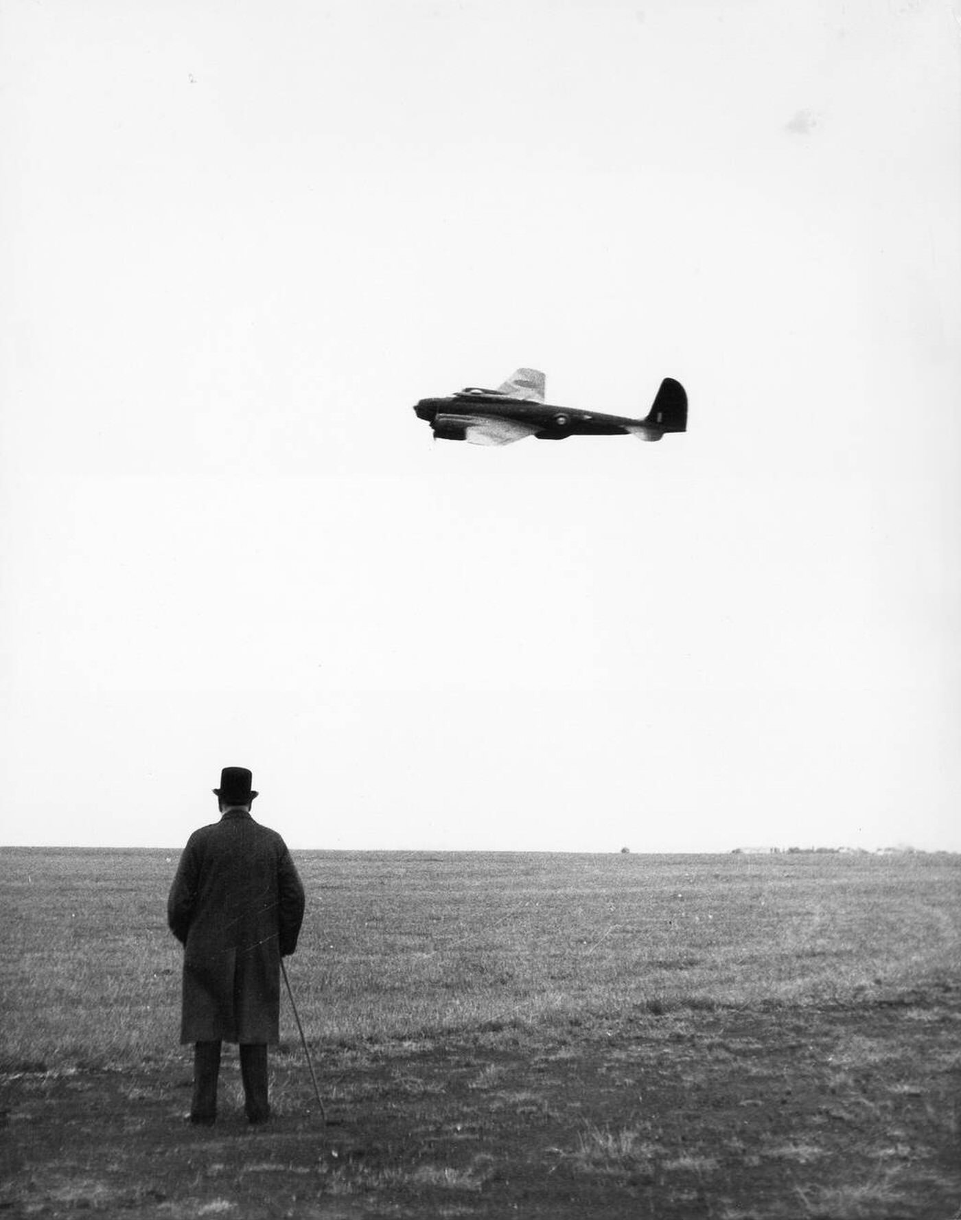 Winston Churchill at a demonstration of a Boeing B-17 “Flying Fortress”, 1940.