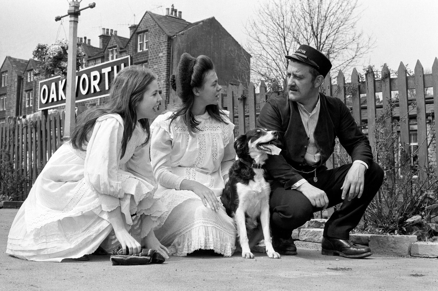 Bernard Cribbens with Sally Thomsett and Jenny Agutter filming ‘The Railway Children’ at Oakworth, 1970.