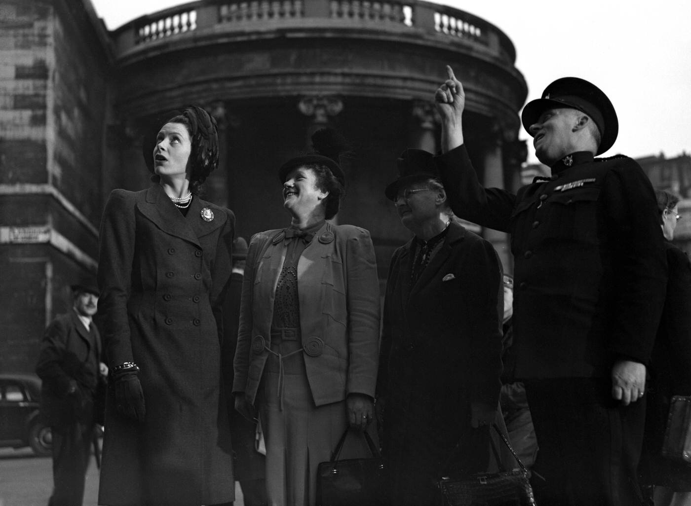 Miss Margaret Bondfield at Broadcasting House with Deborah Kerr and Mrs. Elsie May Crump to take part in the first broadcast of ”Woman’s Hour”, 1946.