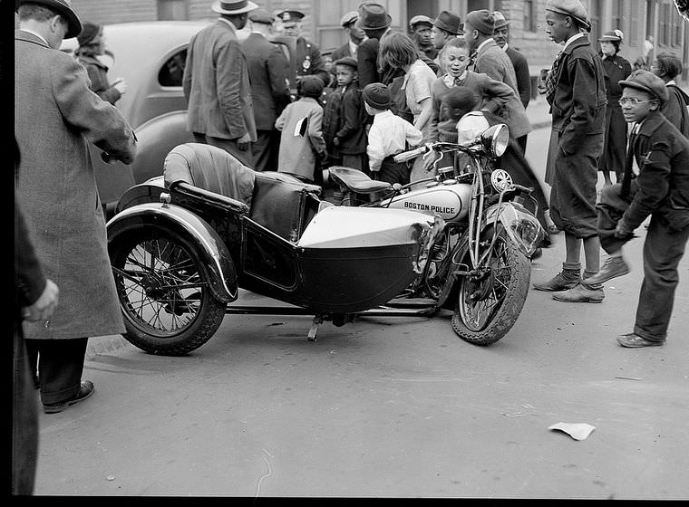 Driving Dangers: Vintage photos of Car Accidents in the 1940s Vehicles &; Transportation