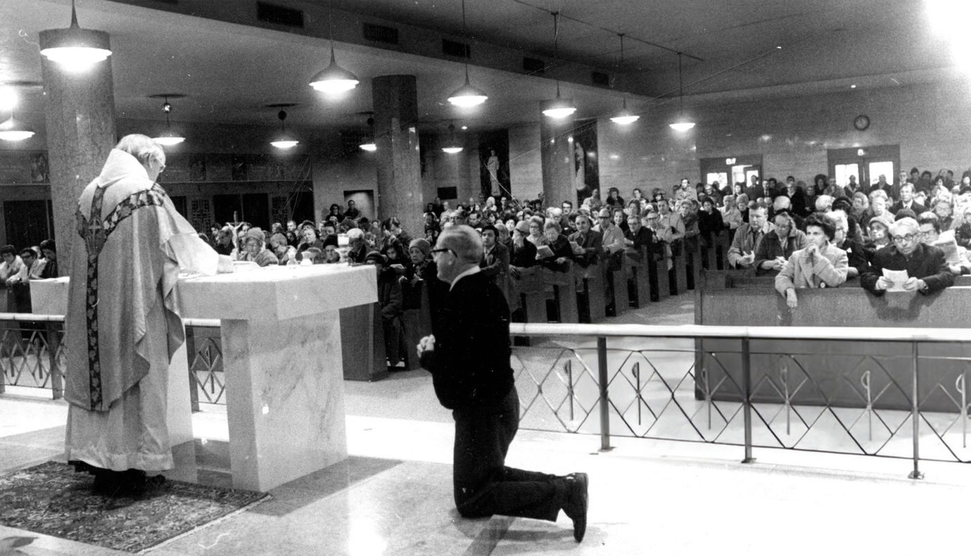 #45 Church services take place at the Shrine of St. Anthony on Arch Street in Boston on Christmas Day, 1972.