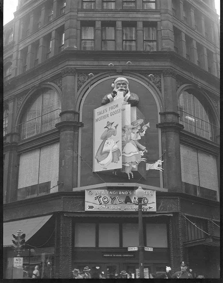 #5 Secular decorations on another entrance of the Jordan Marsh department store, 1954.