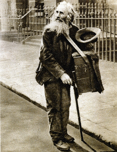 #22 Street organ grinder