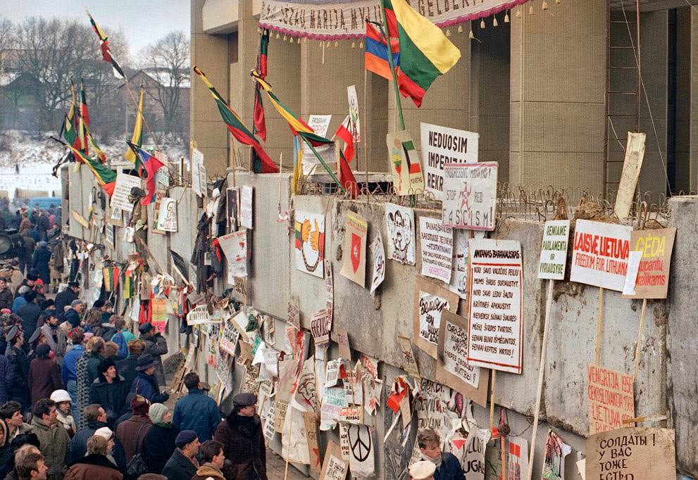 #12 Anti-Soviet graffiti covers a wall in Vilnius, 1991.