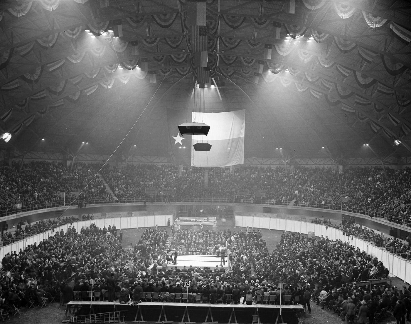 #52 Will Rogers Memorial Coliseum, Fort Worth Golden Gloves tournament, 1938