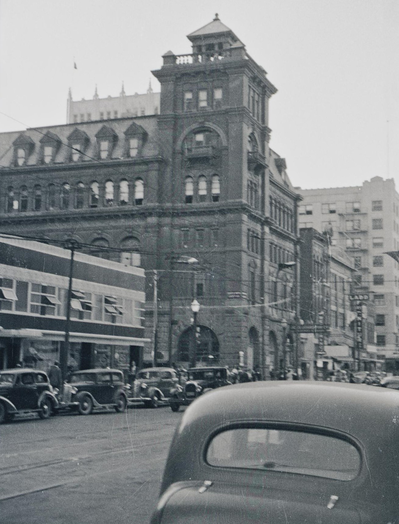 #65 An unidentified building in downtown Fort Worth, Texas, 1930s.