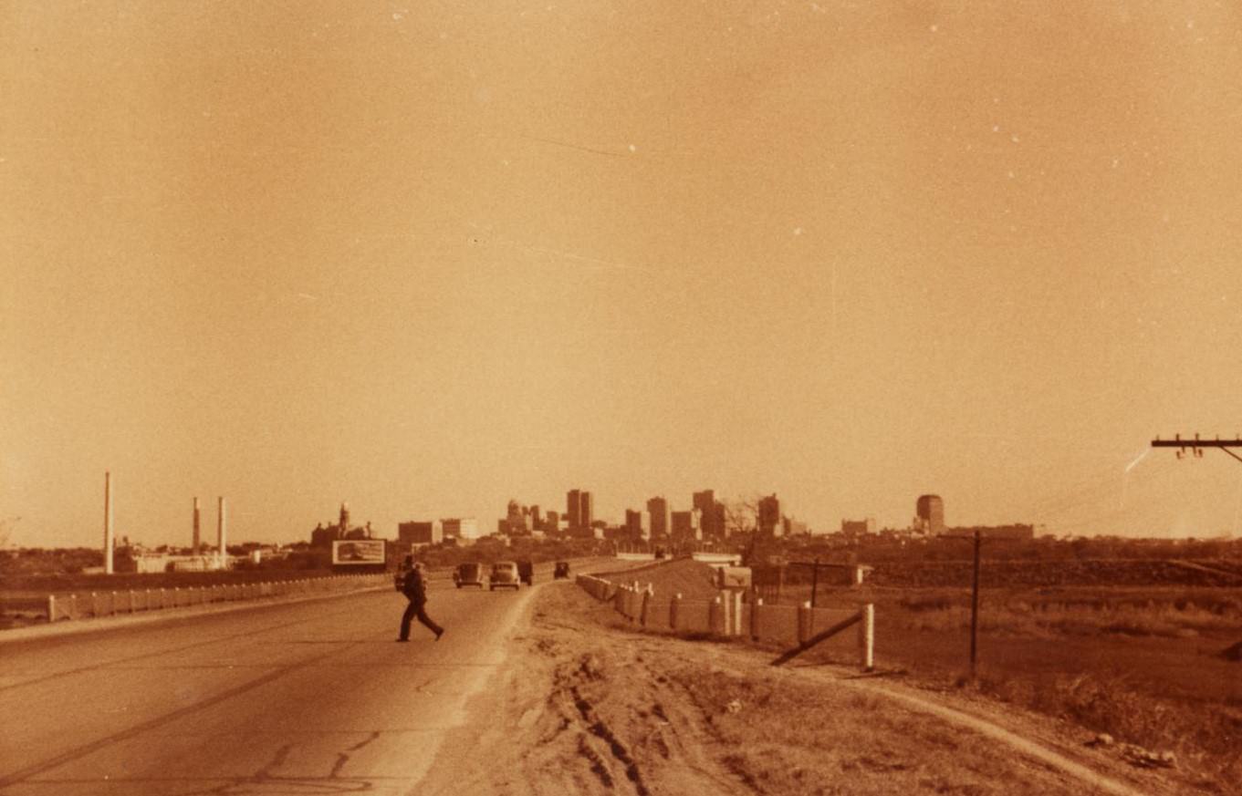 #85 The Fort Worth horizon from a roadside, 1930s.