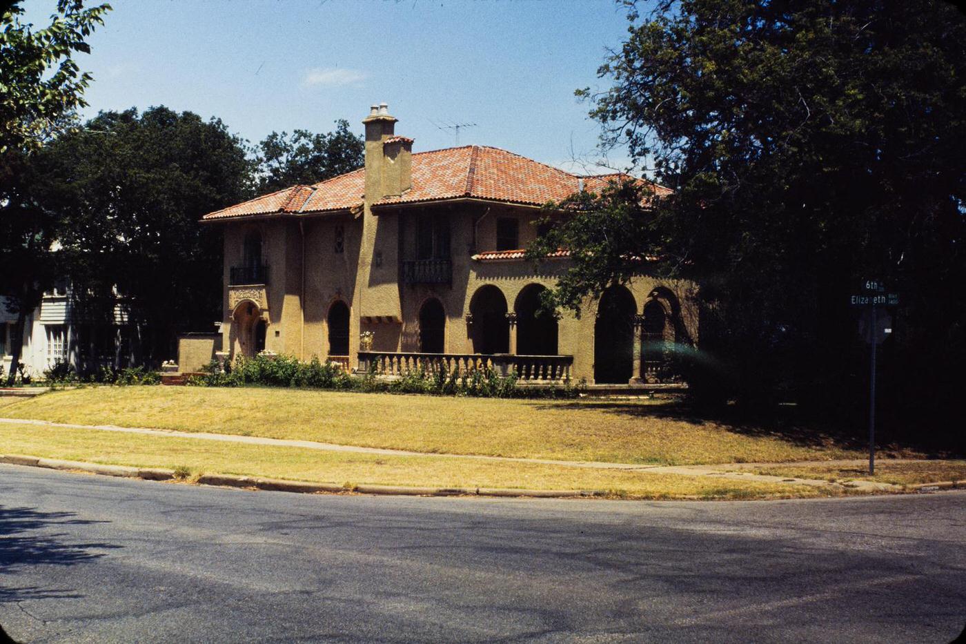 #51 A stucco house on Elizabeth Boulevard and 6th Street, Fort Worth, 1950s-1965.