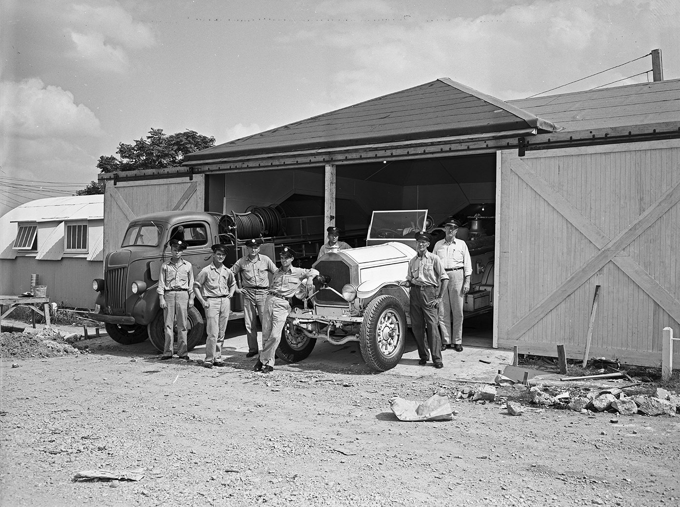 #59 Fire Station No. 22 at Fort Worth Municipal Airport with staff, 1951.