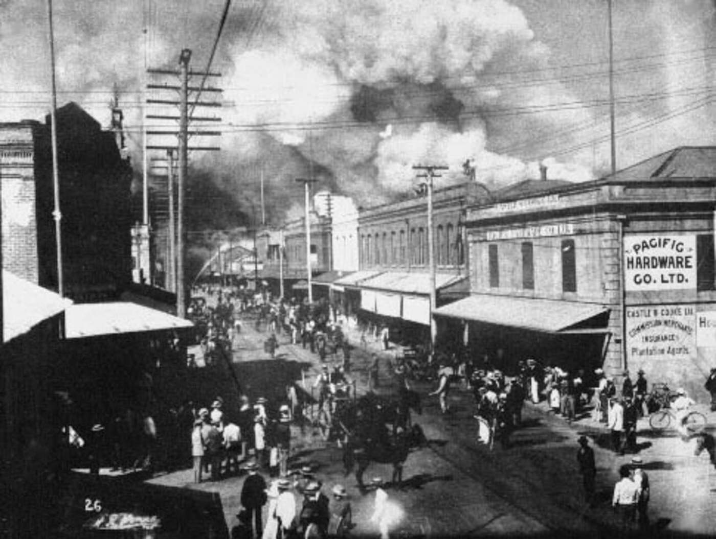 #5 The Honolulu Chinatown fire of 1900.