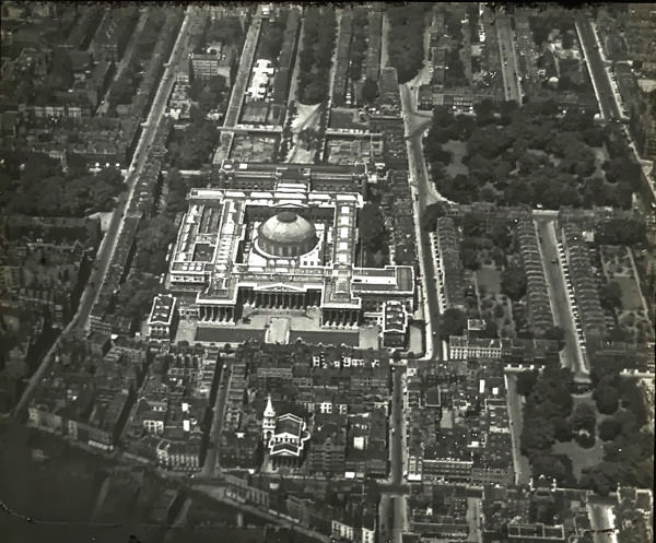 #19 The British Museum