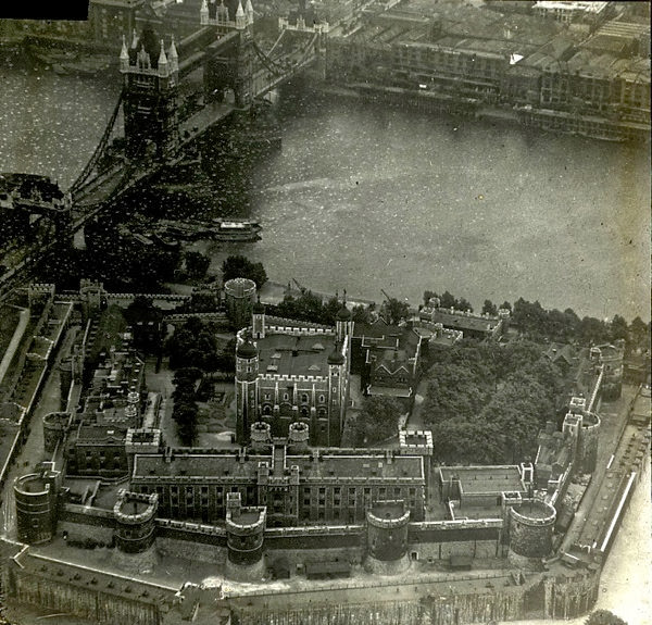 #14 Tower of London & Tower Bridge