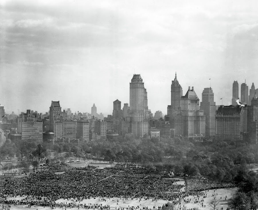 #19 Following the end of World War II, President Truman spoke to a crowd of 50,000 at Sheep Meadow in Central Park.