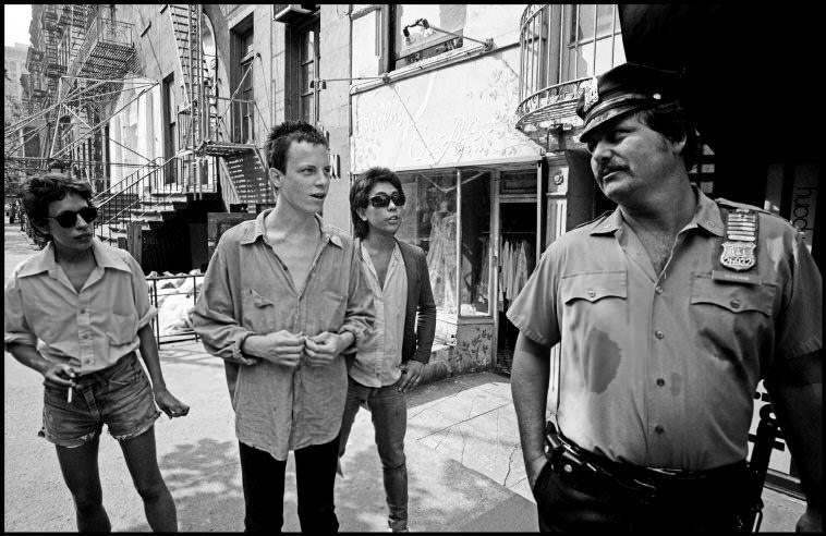 #50 Fashionistas look like tough guys, but in reality gruel and namby-pamby, 1978.