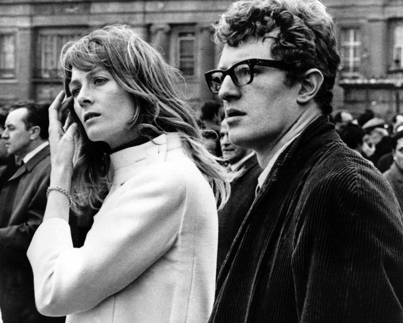 #48 Vanessa Redgrave and Corin Redgrave at an anti-Vietnam War rally in Trafalgar Square, 1968.
