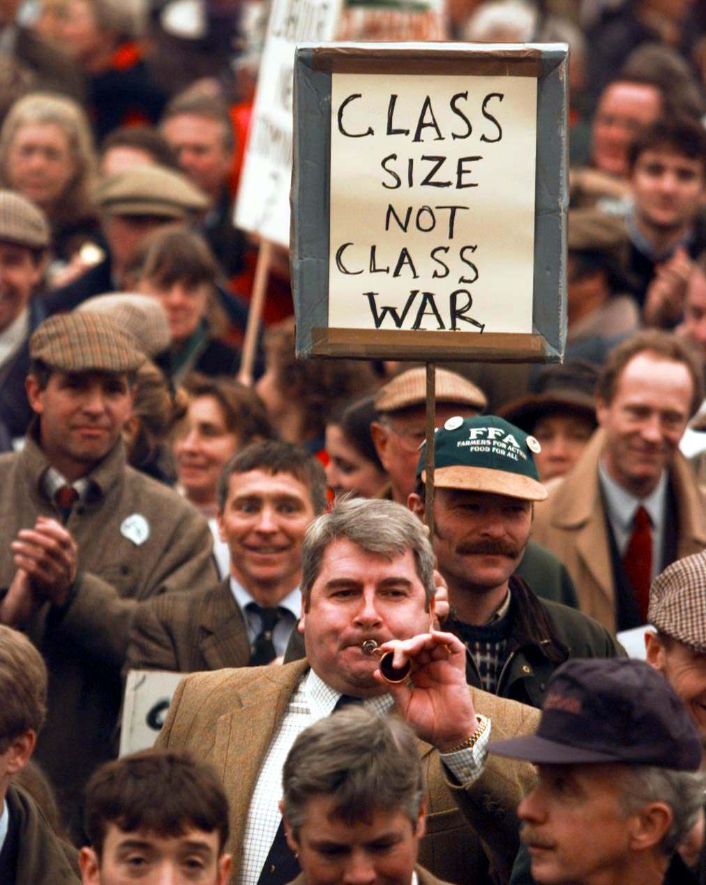 #69 Pro-hunting demonstrators in Trafalgar Square, 2000.
