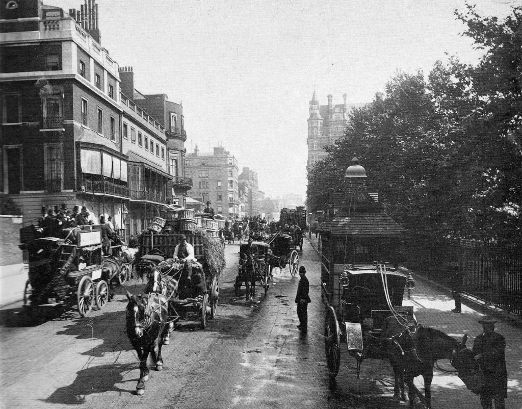 #52 Piccadilly and Green Park in Mayfair.